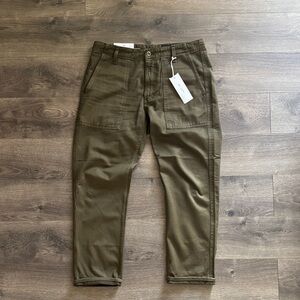 AG Adriano Goldschmied Men's tellis fatigue crop pant 31 sulfur notting vine